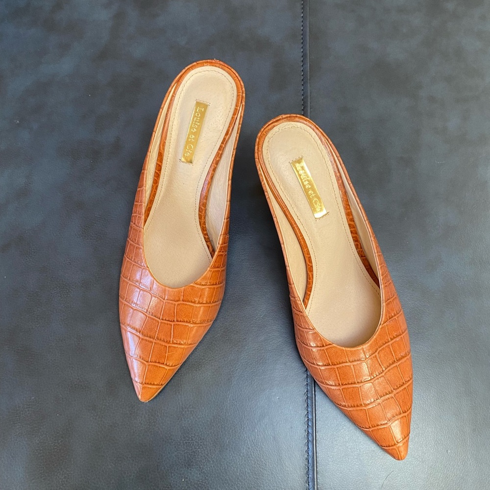 Gently worn slide shoe